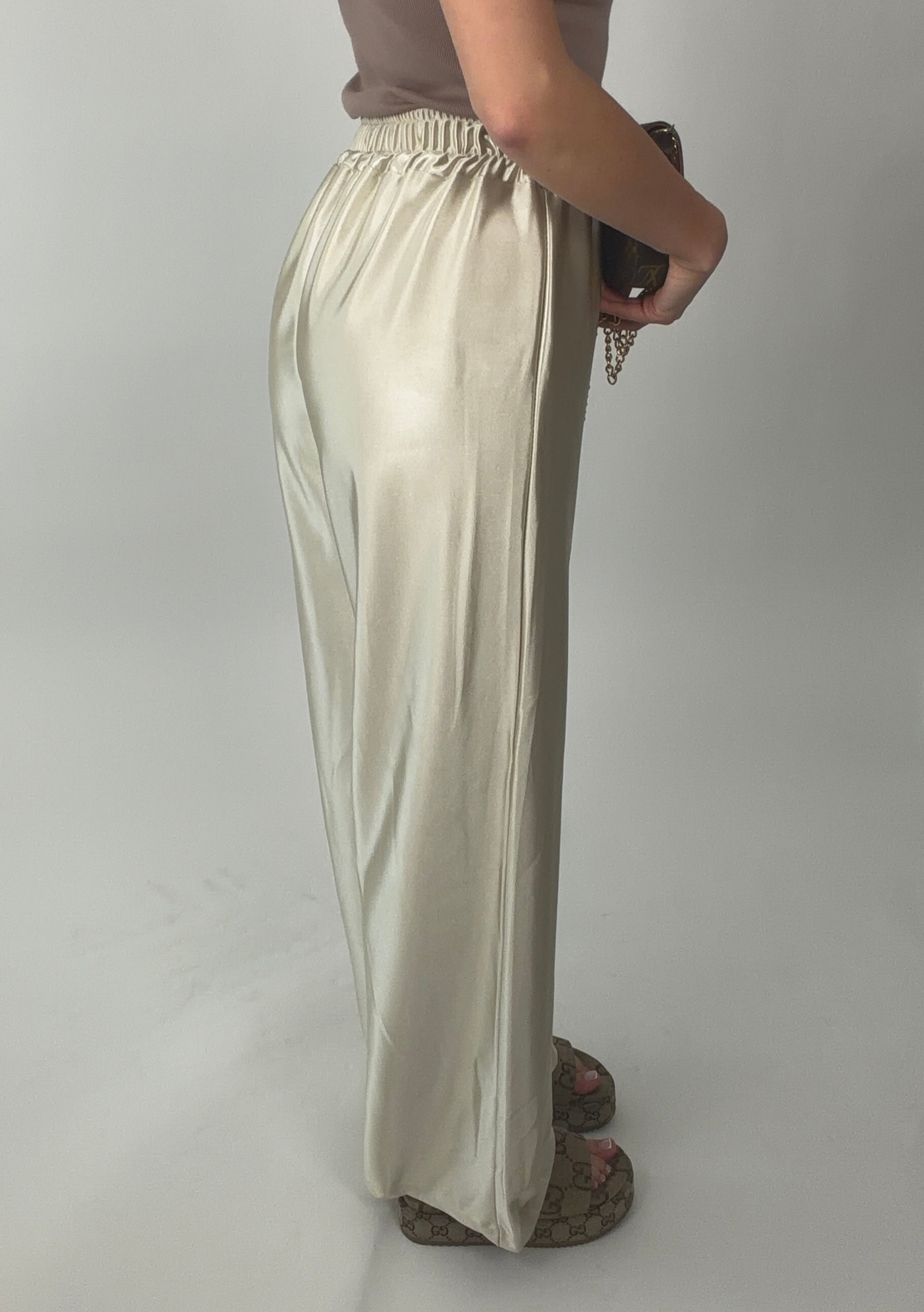 Pantalon satiné brillant