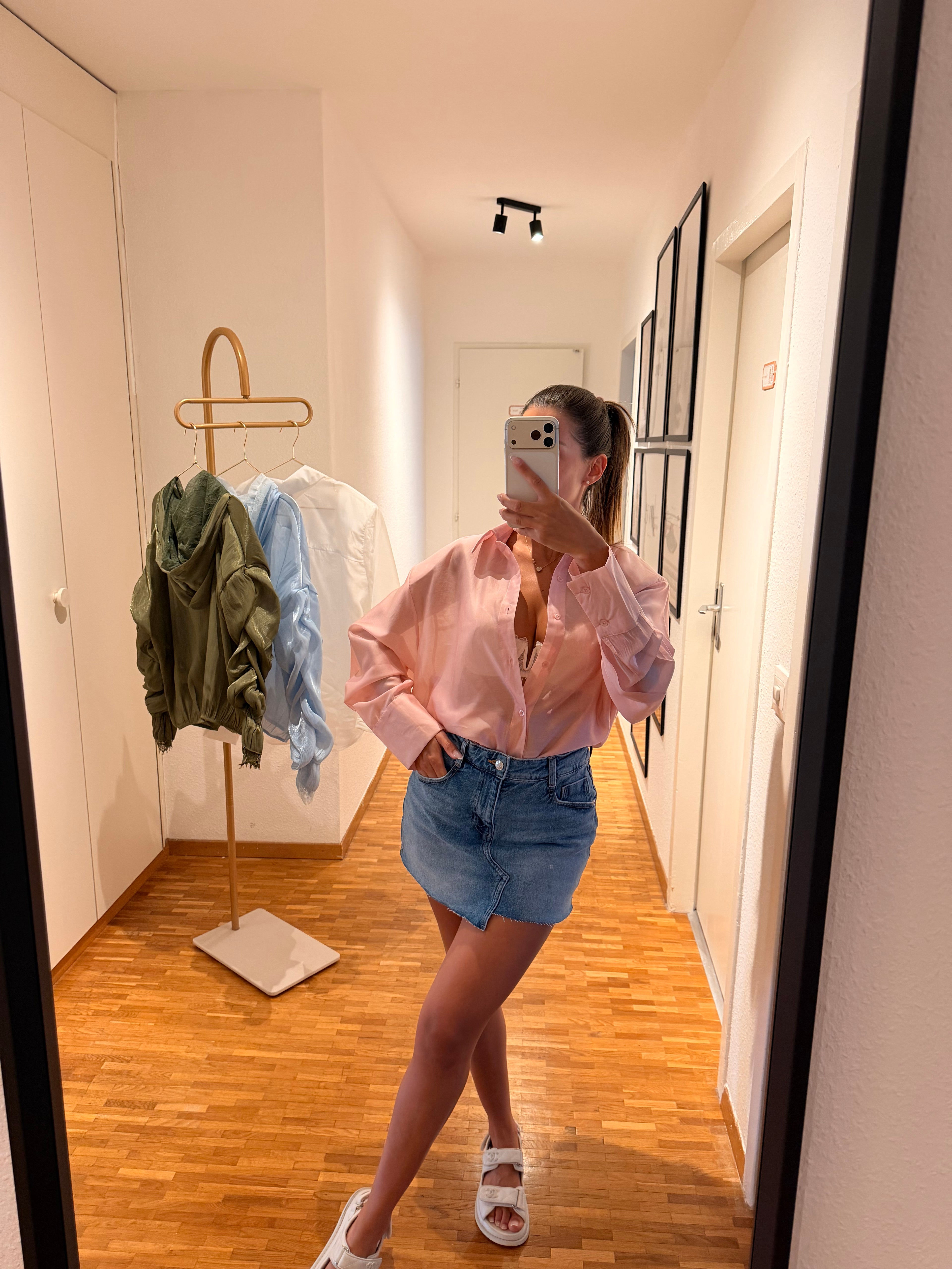 Chemise transparente épaulettes rose